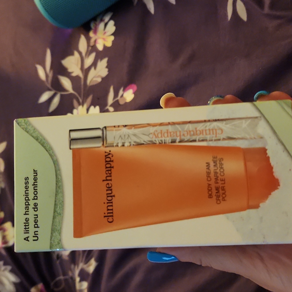 NWT Clinique Happy 2 PIECE SET